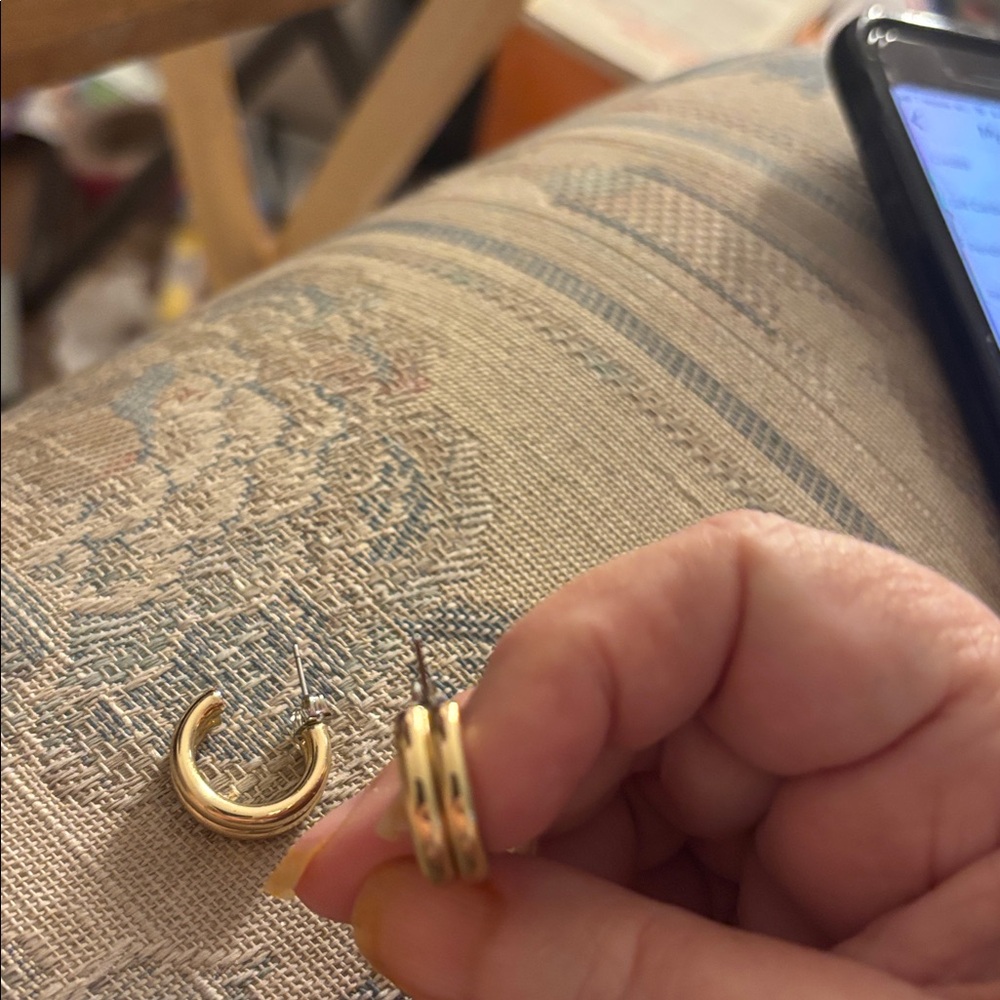Elegant Petite Gold Hoop Earrings
